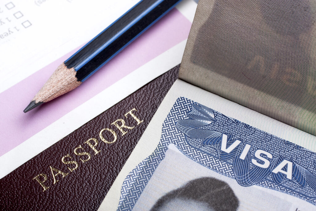 EB-2 NIW Vs. EB-1: Which Visa Is Right For You?